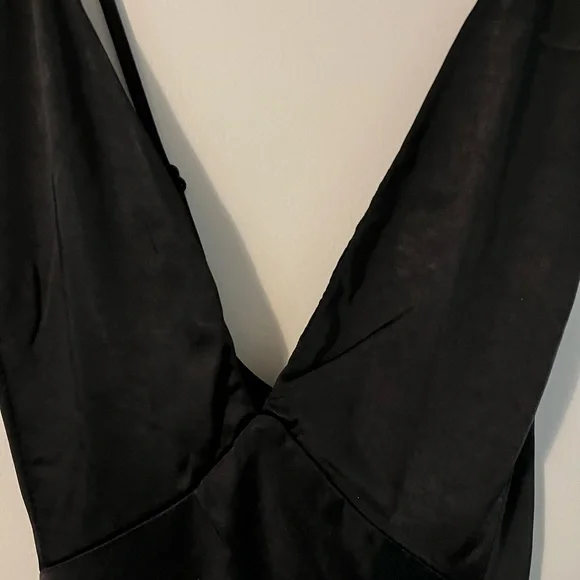 Sexy Black Midi Dress - Picture 5 of 6